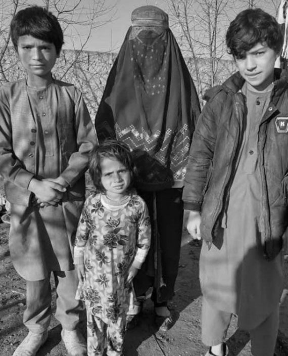 Uddeling af hjælp til udvalgte familier i Afghanistan